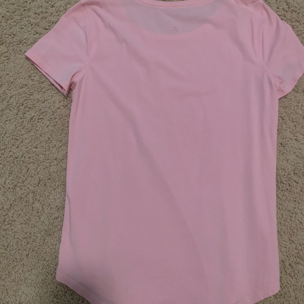 pink lululemon crew tshirt